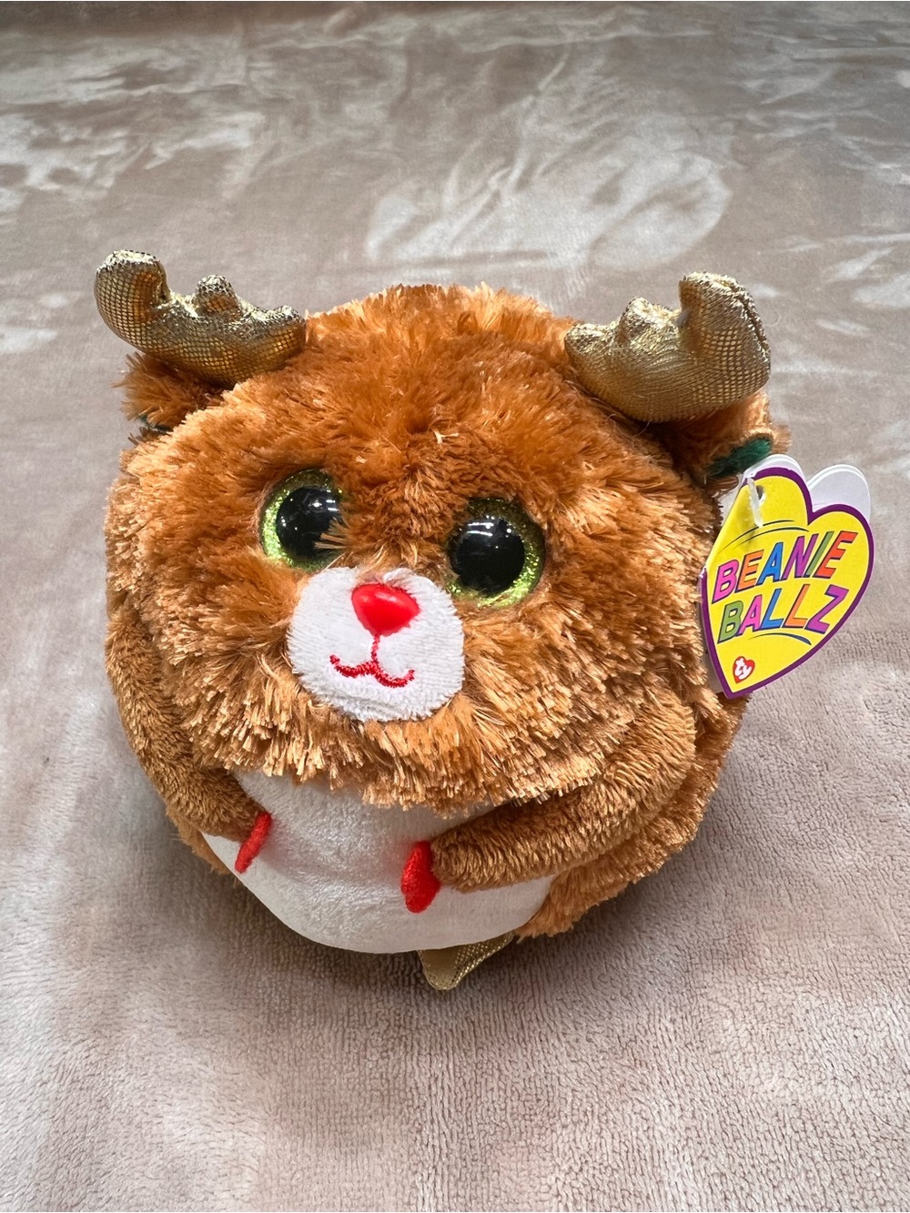 TY The Beanie Ballz Collection 'Mistletoe' the Christmas Reindeer Plush